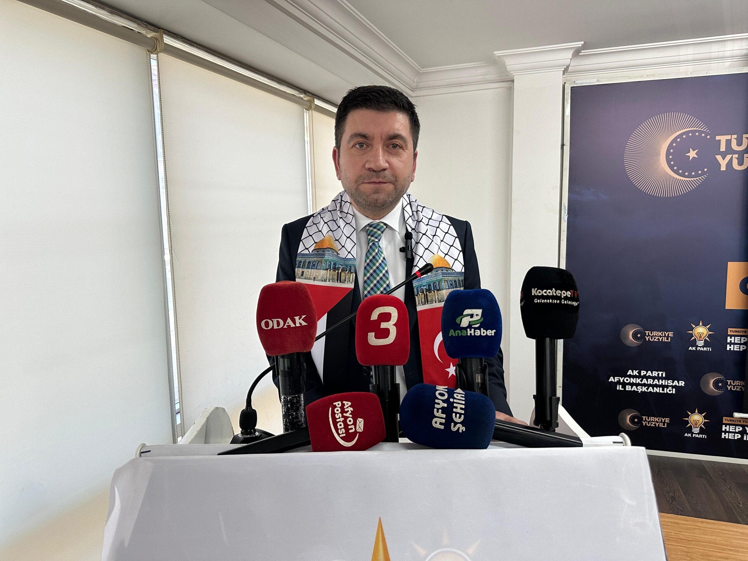 AK Parti Tanıtım ve Medya Başkanı Halil İbrahim Sevim, İsrail’in