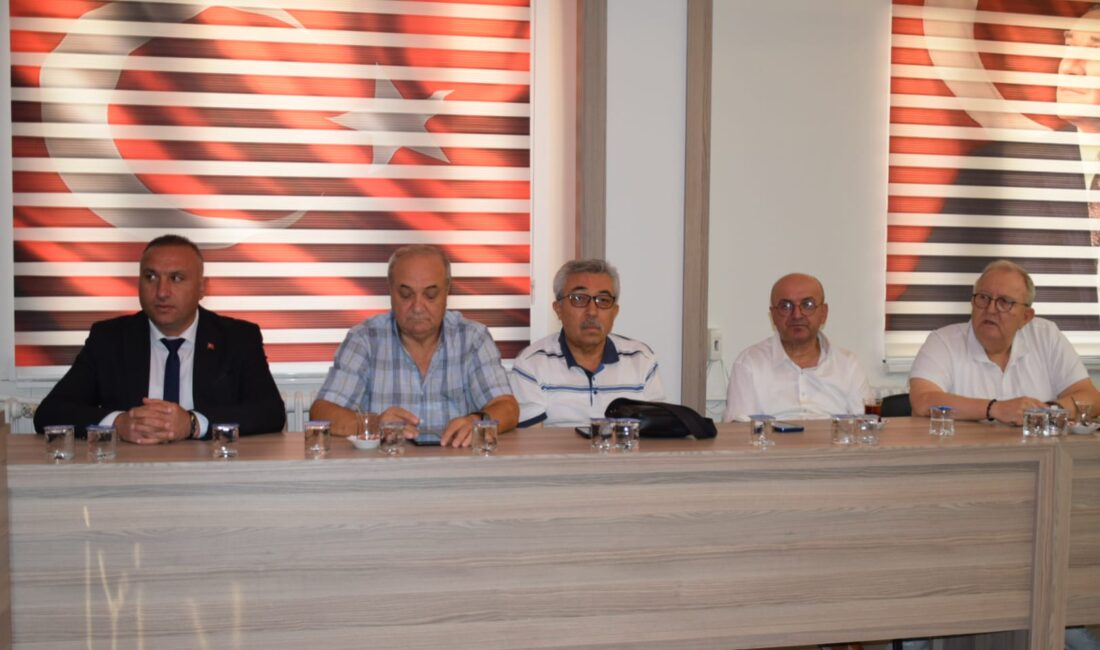 İYİ Parti Genel Başkan Yardımcısı ve Afyonkarahisar Milletvekili Hakan Şeref
