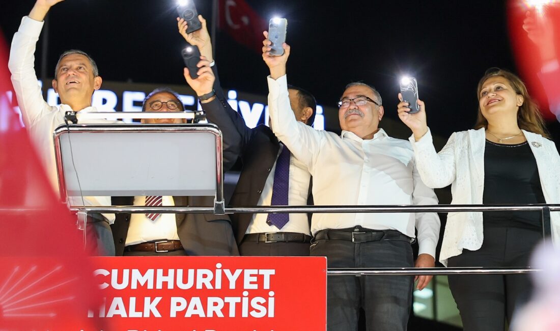 Cumhuriyet Halk Partisi Genel Başkanı Özgür Özel, Afyonkarahisar Belediye Başkanı