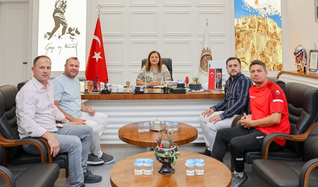 Belediye Başkanı Burcu Köksal, 2024-2025 sezonunda TFF Kadınlar 3. Lig