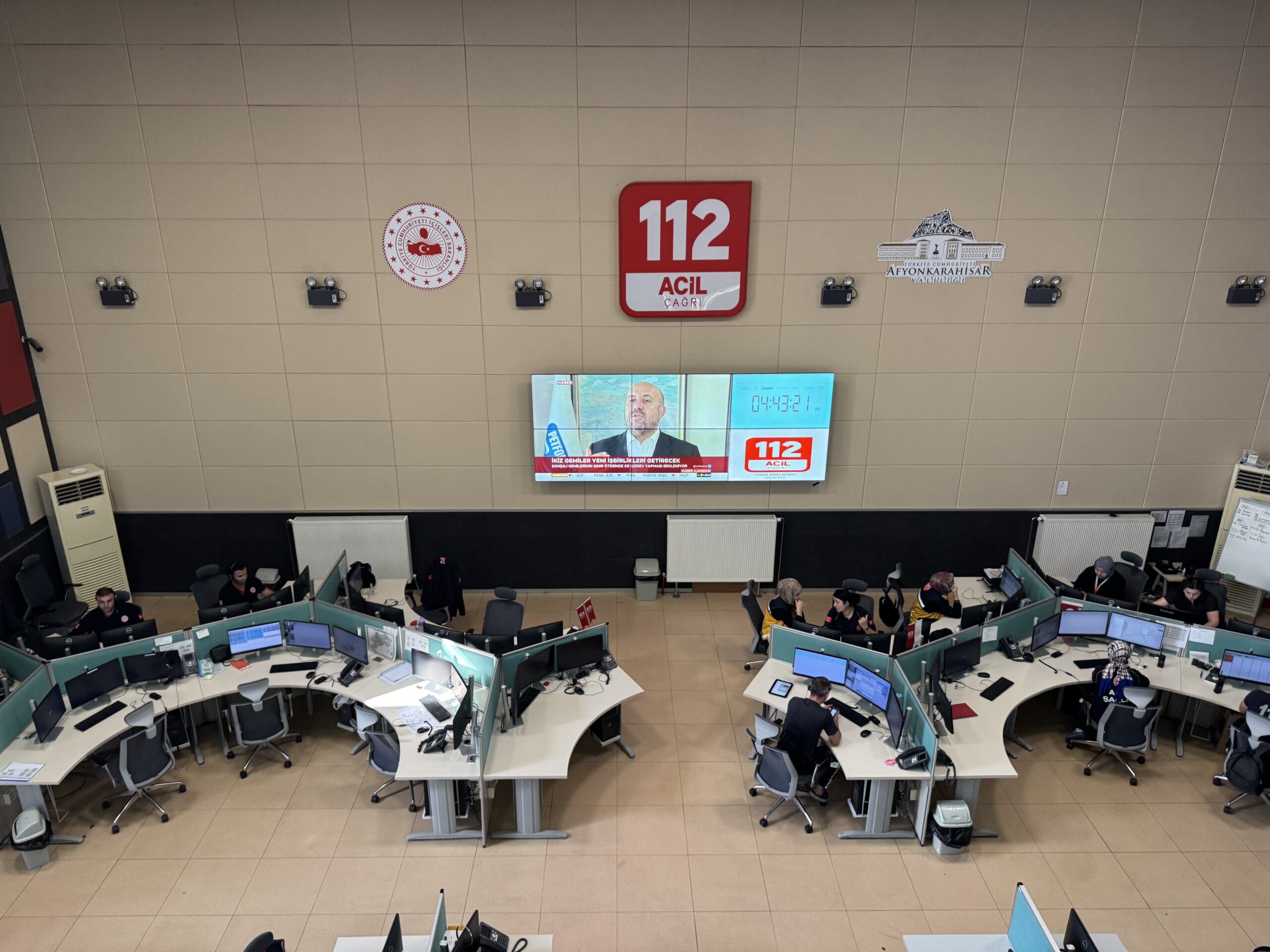 Afyonkarahisar’da oğlunun boğazına fındık kaçan anneyi telefonda yardım istediği 112