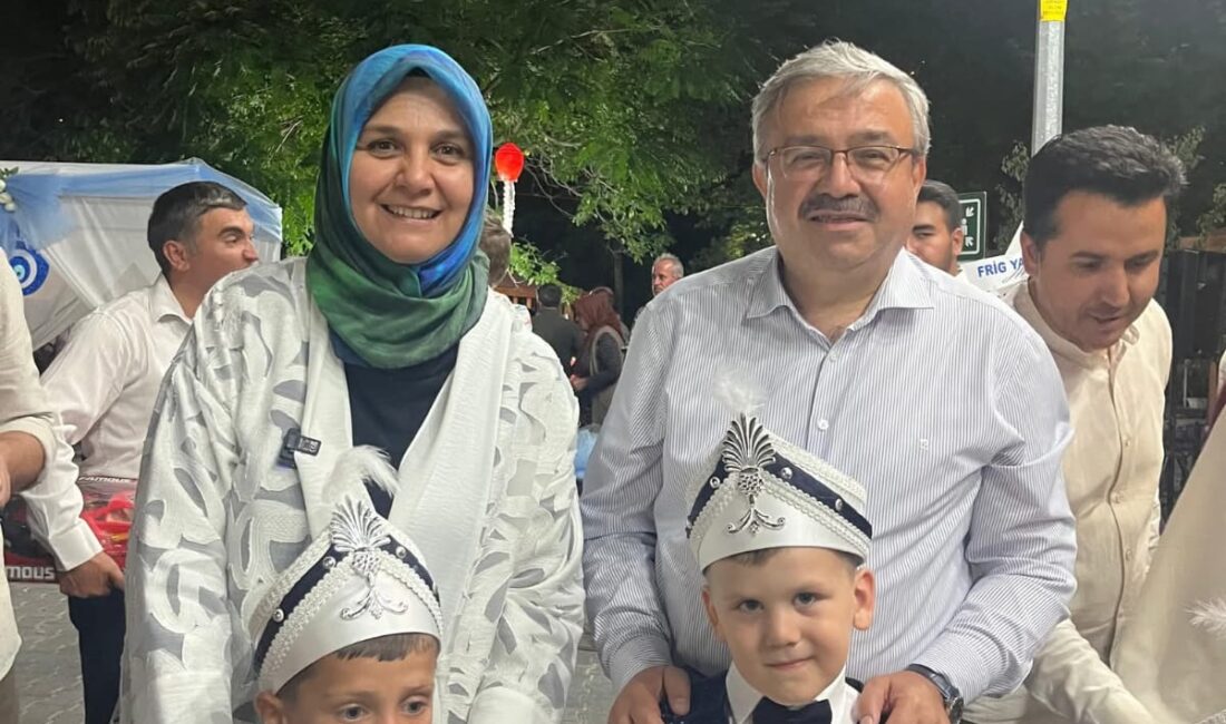 AK Parti’nin 24. kuruluş yıldönümü etkinlikleri kapsamında, AK Parti Afyonkarahisar