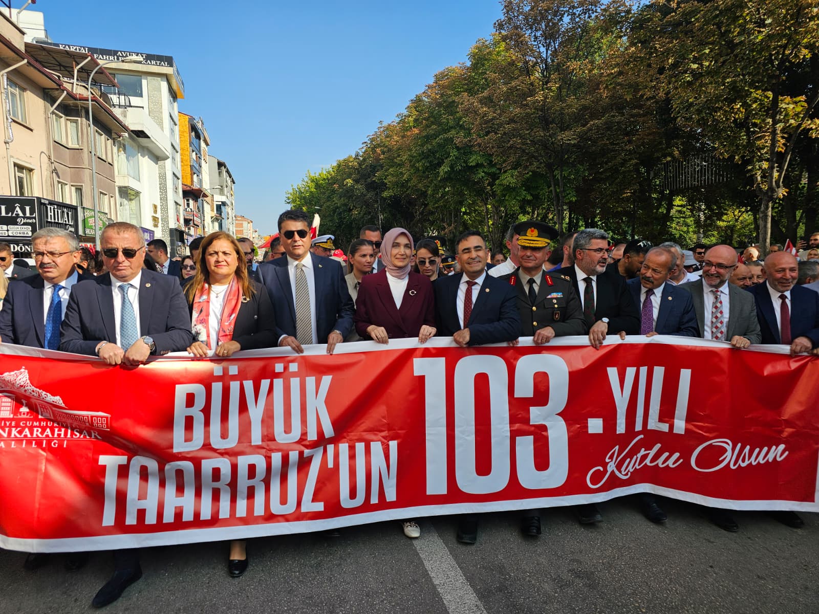 Halk Yürüyüşü ve Fotoğraf Sergisi Büyük Taarruz Zafer Haftası Afyonkarahisar