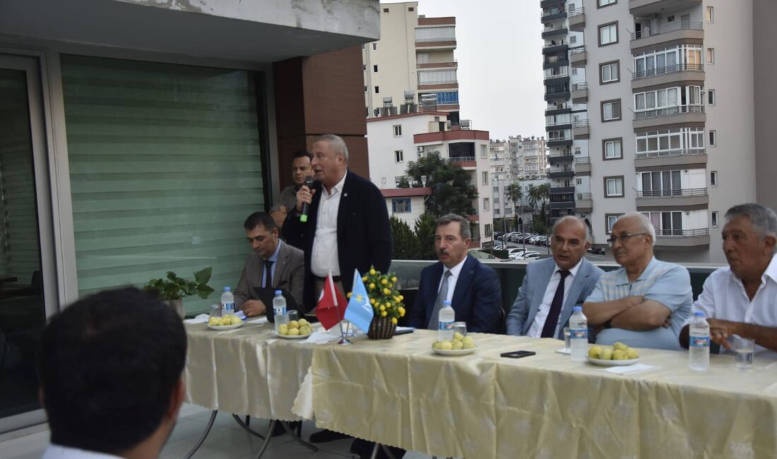 İYİ Parti Genel Başkan Yardımcısı ve Afyonkarahisar Milletvekili Hakan Şeref