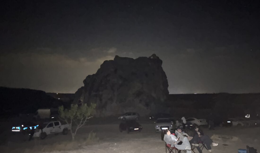 Afyonkarahisar’da gökyüzü meraklıları, iki gün boyunca “Perseid meteor yağmuru”nu Frigya’da