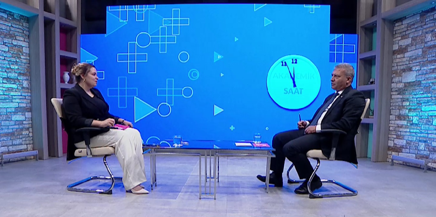 Kanal 3 ekranlarında tercih döneminde Berna Uğur Türksoy sunumuyla yayınlanan