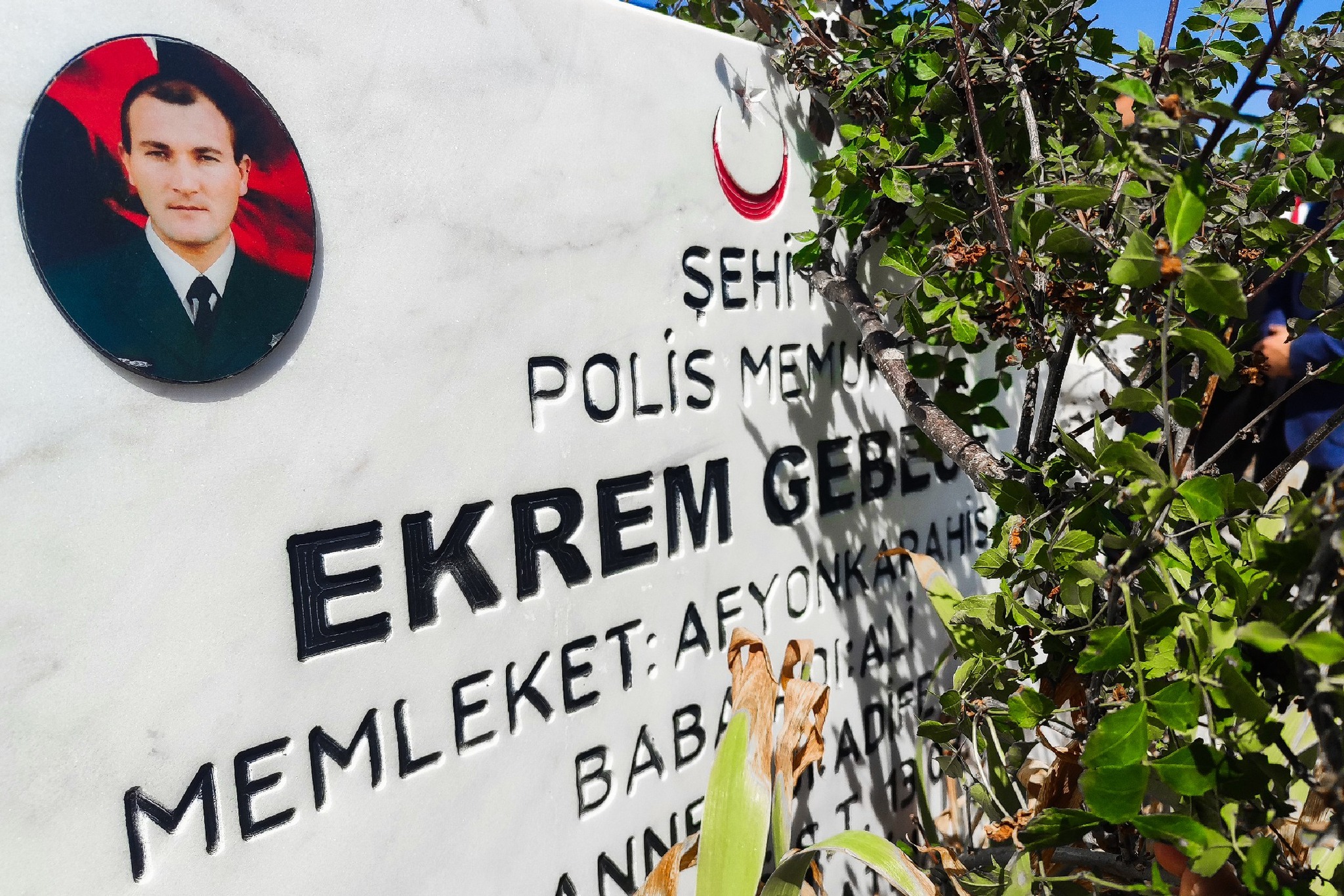 Afyonkarahisar’ın Çobanlar ilçesinde, şehit polis memuru Ekrem Gebece, şehadetinin 33.