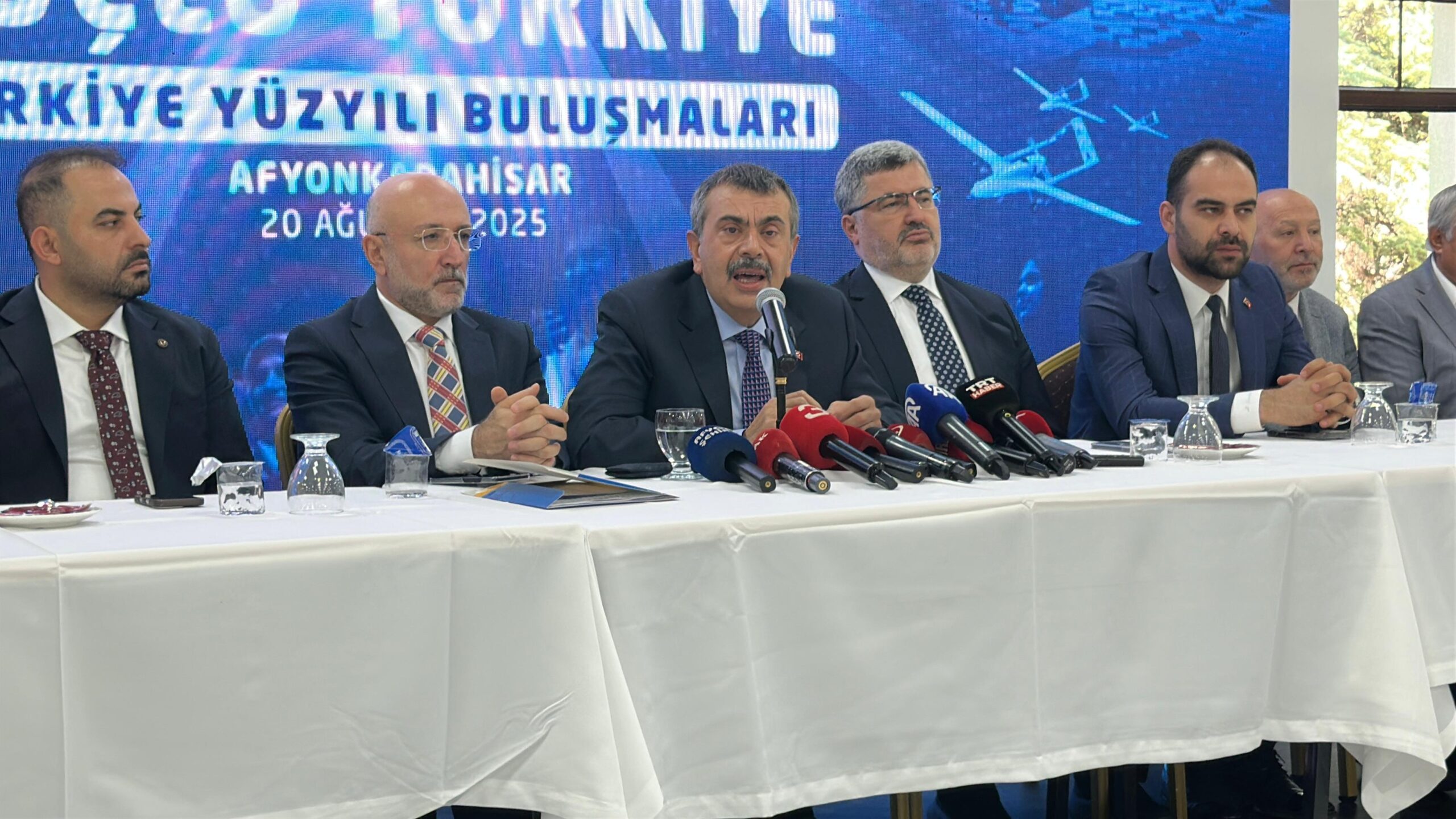Afyonkarahisar’da önemli açıklamalar yapan Millî Eğitim Bakanı Prof. Dr. Yusuf