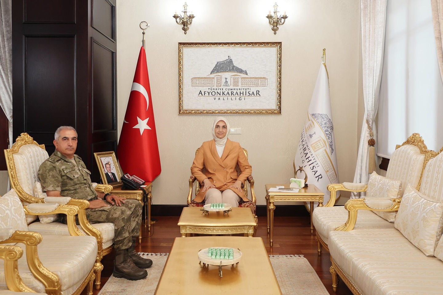 Afyonkarahisar Valisi Doç. Dr. Kübra Güran Yiğitbaşı, İkmal ve Garnizon