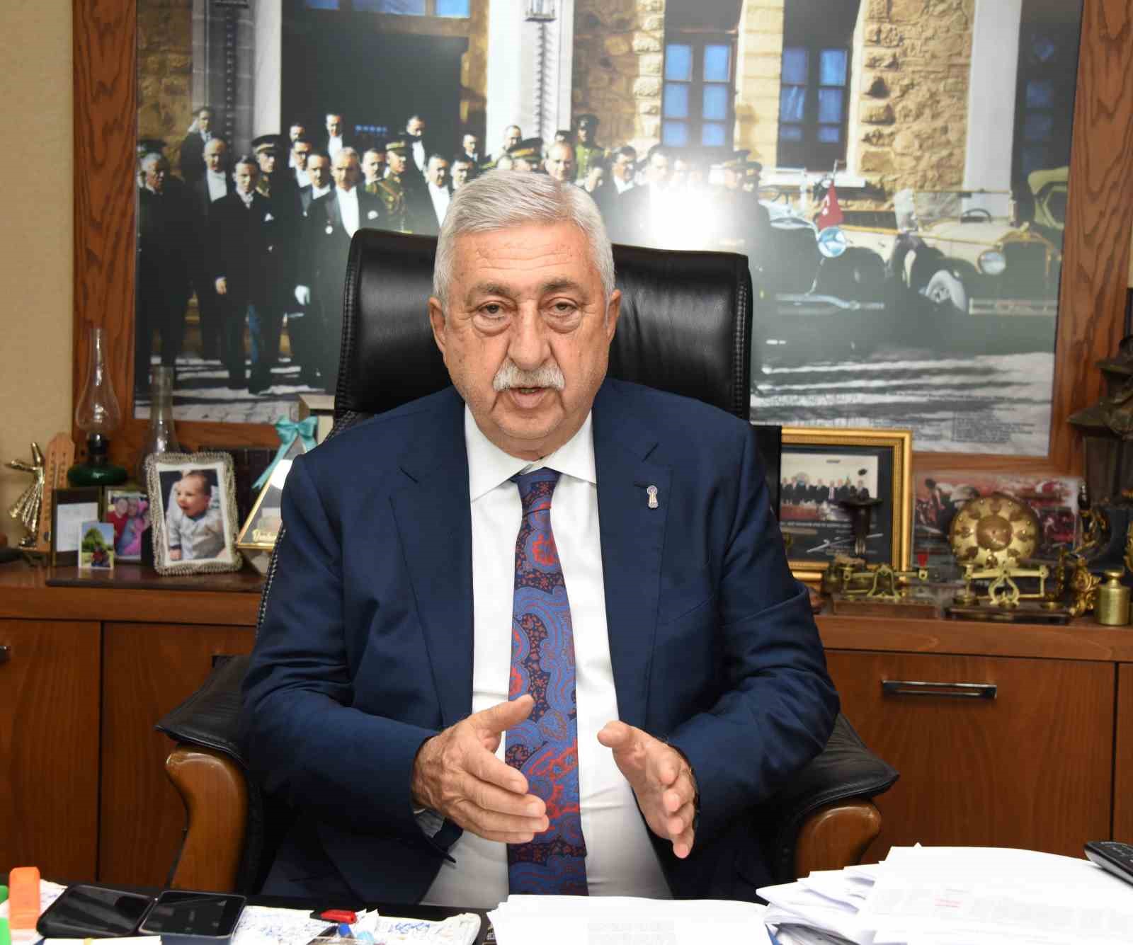 Türkiye Esnaf ve Sanatkarları Konfederasyonu (TESK) Genel Başkanı Bendevi Palandöken,