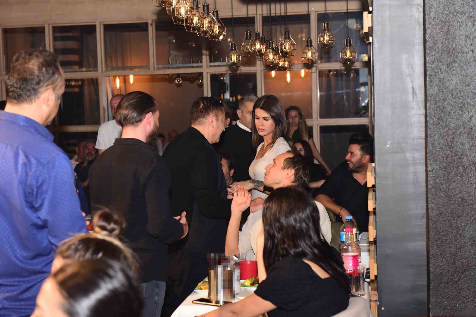 Mehmet Ali Erbil, altıncı kez dünyaevine girdi. Ünlü şovmen, bir