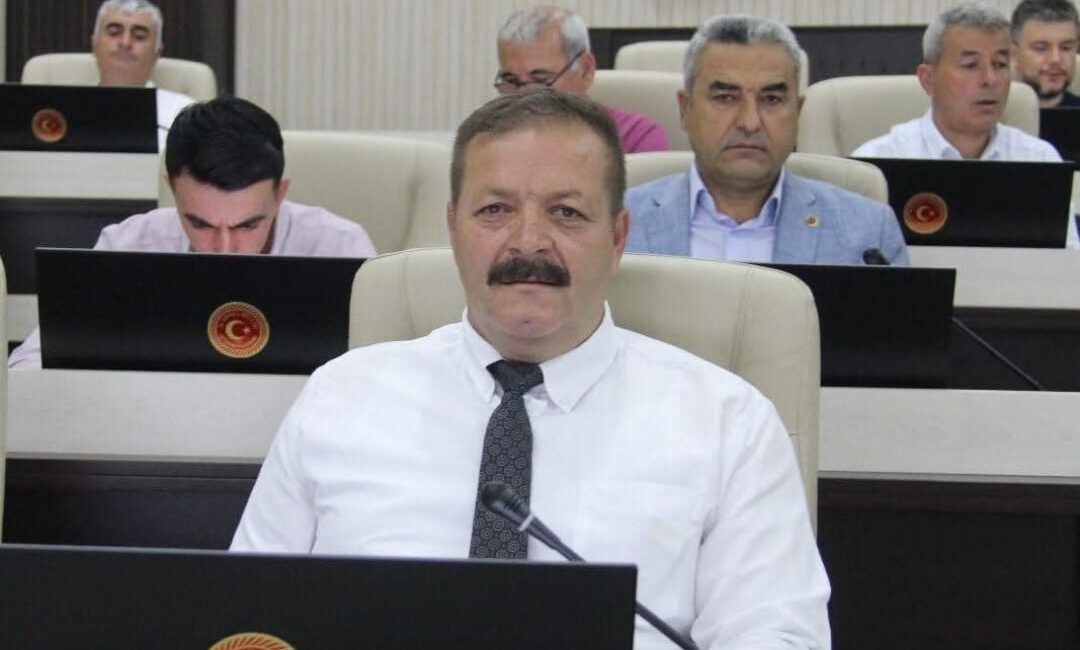 
Göynük Köyü’ndeki su, yol ve altyapı çalışmaları siyaseti ısıtmaya devam