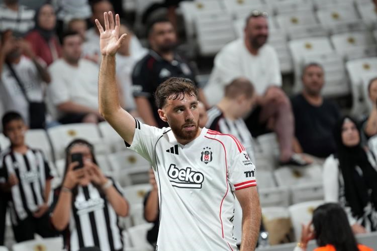 Beşiktaş’ın Afyonkarahisarlı milli futbolcusu Orkun Kökçü, Eyüpspor karşısında aldıkları 2-1'lik
