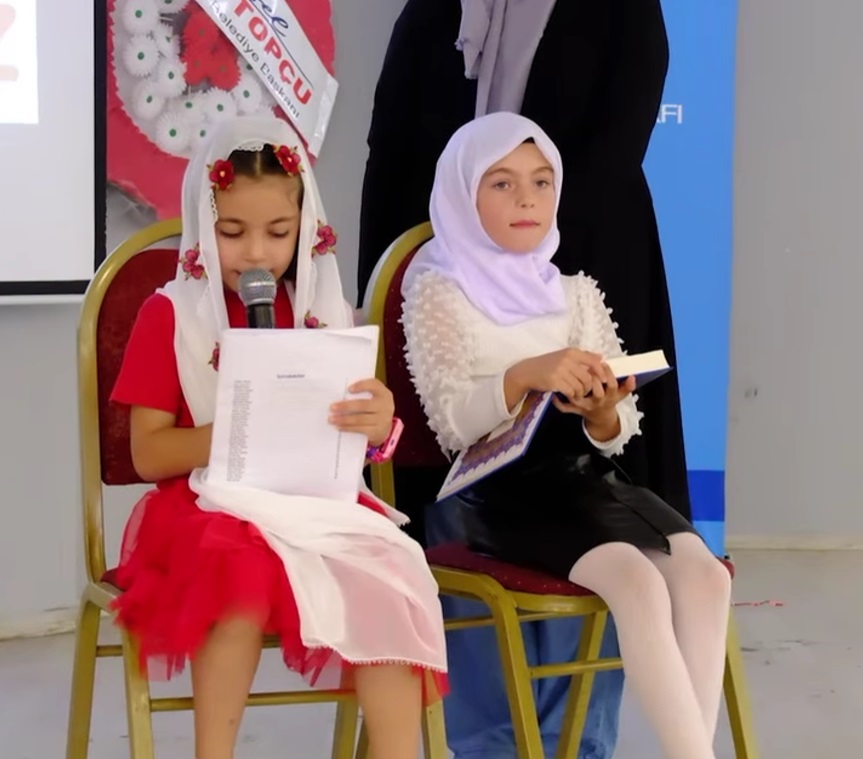 Dinar Belediye Başkanı Veysel Topçu, Dinar İlçe Müftülüğü tarafından düzenlenen