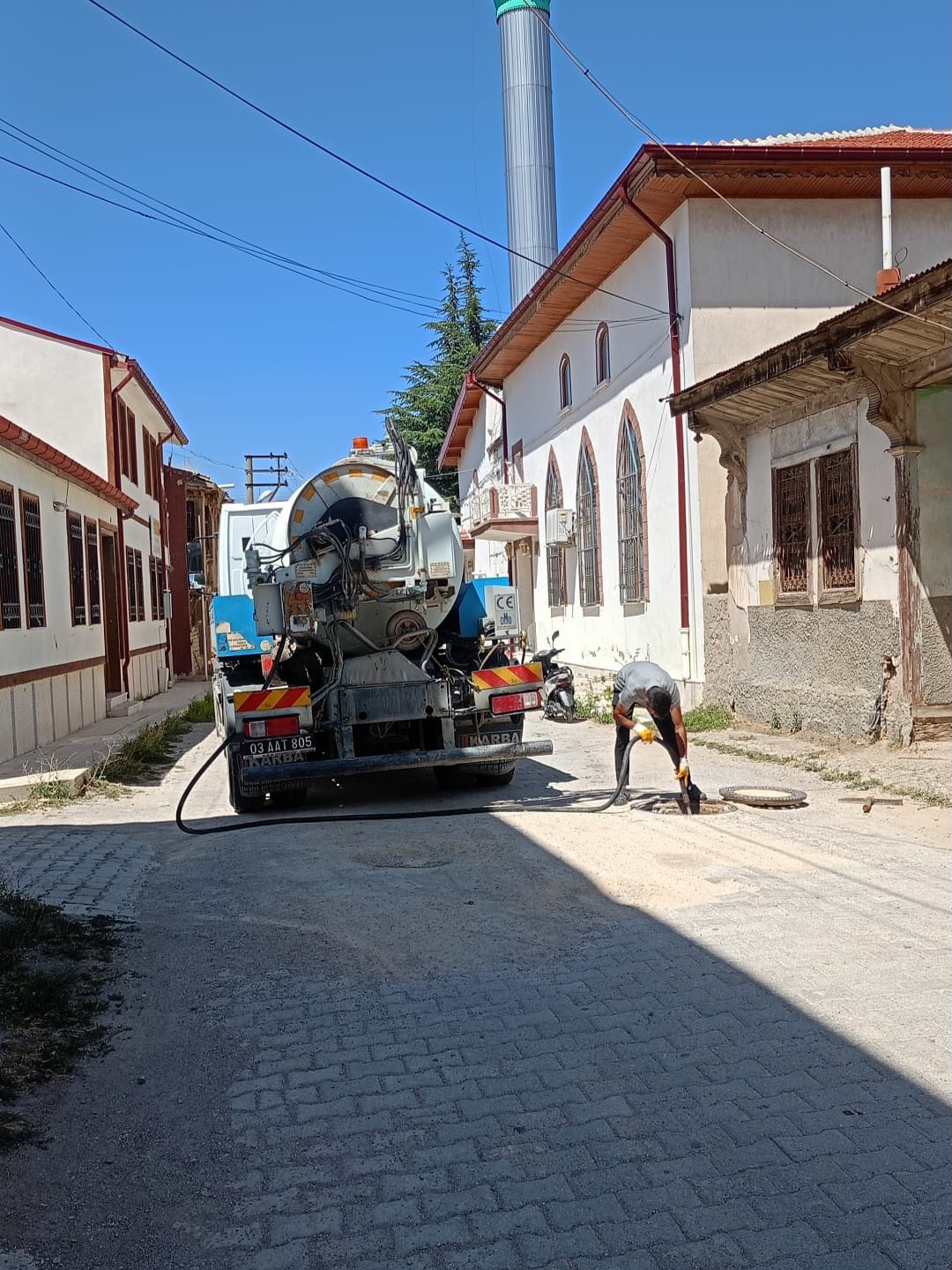 Kanalizasyon ve yağmur ızgaralarında temizlik