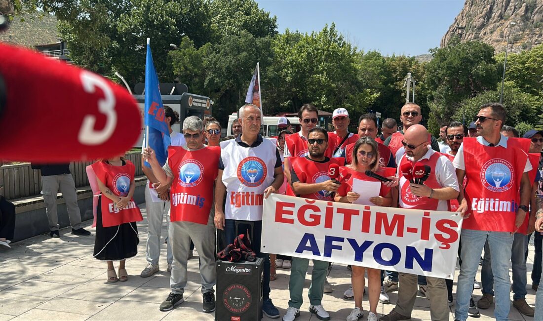 Afyonkarahisar’da Birleşik Kamu İş Konfederasyonu ve bağlı Genel Sağlık-İş Sendikası