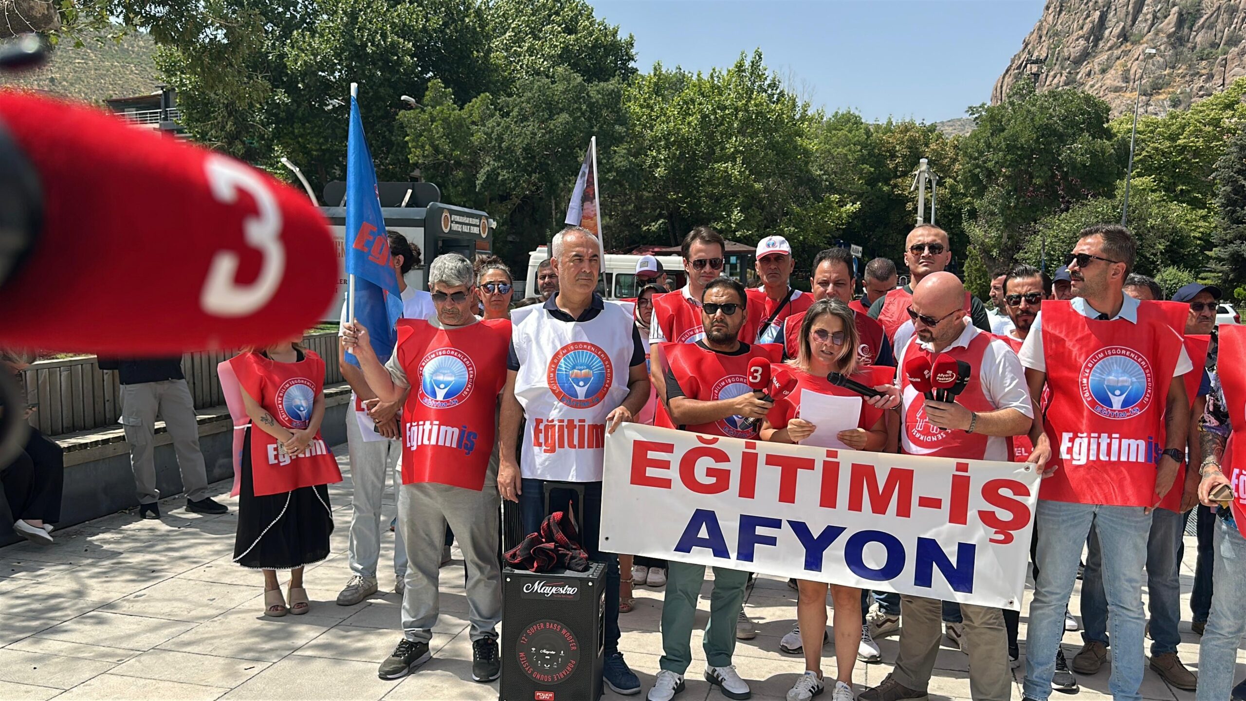 Afyonkarahisar’da Birleşik Kamu İş Konfederasyonu ve bağlı Genel Sağlık-İş Sendikası