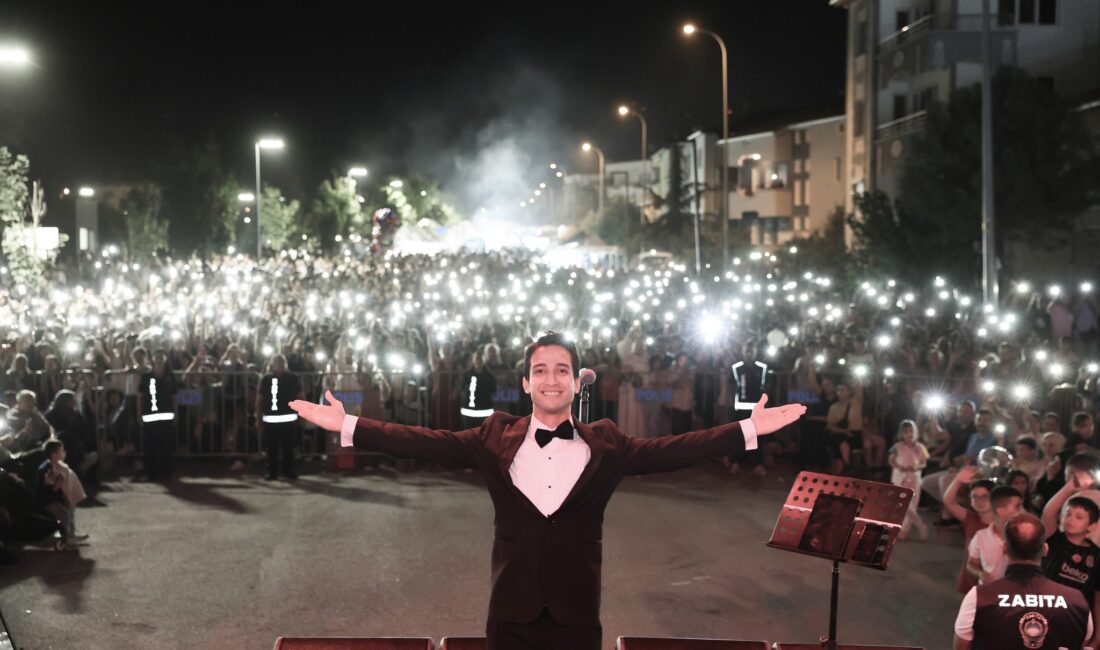 
Sandıklı Belediyesi’nin ev sahipliğinde düzenlenen 2. Termal Turizm ve Gurbetçi