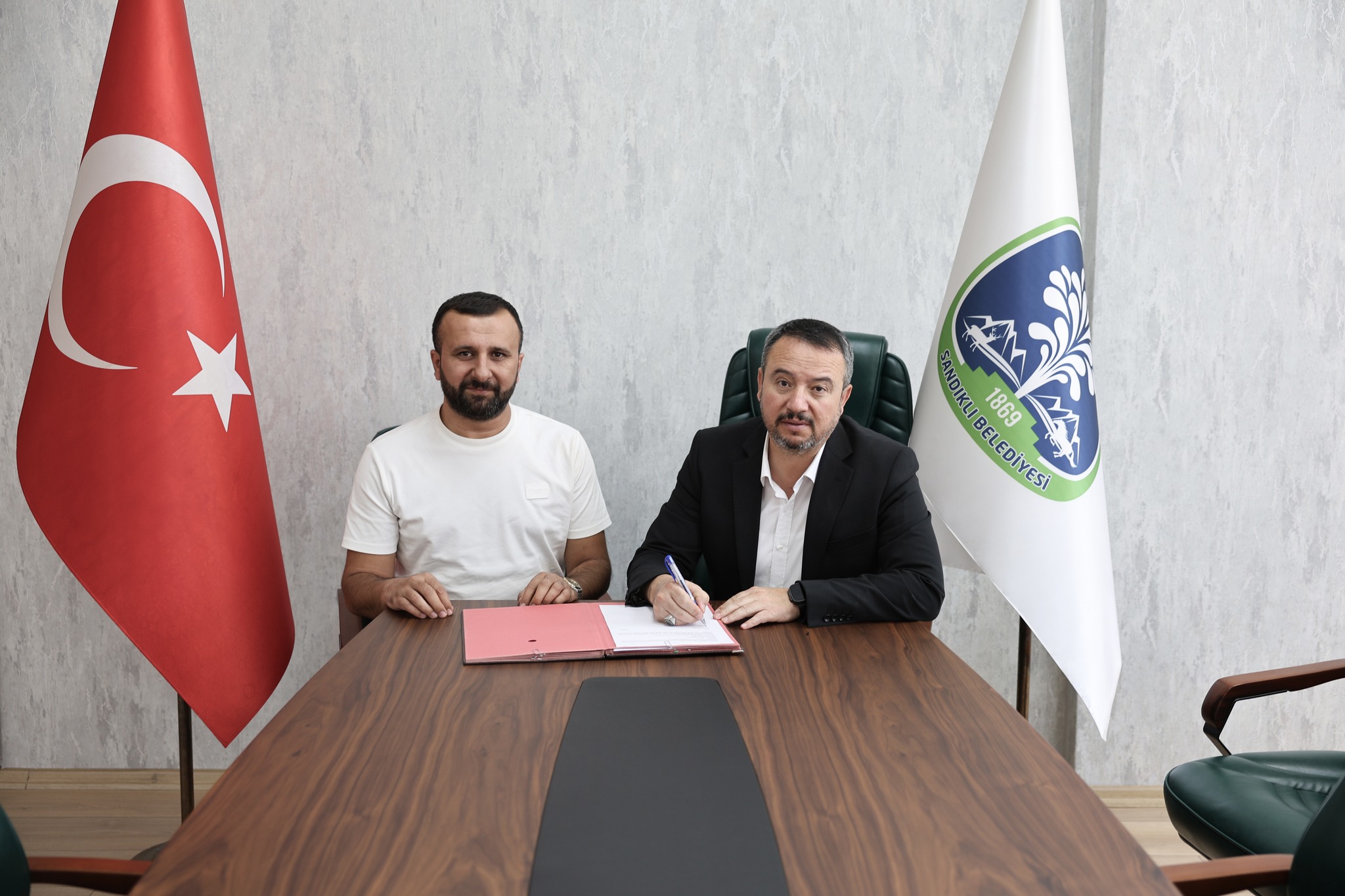 GES projesi için yüklenici firma ile sözleşme imzalayan Sandıklı Belediye