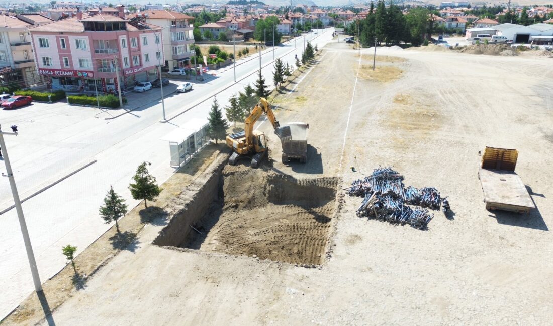 Şuhut Belediye Başkanı Muhittin Özaşkın öncülüğünde ilçenin çehresini değiştirecek bir