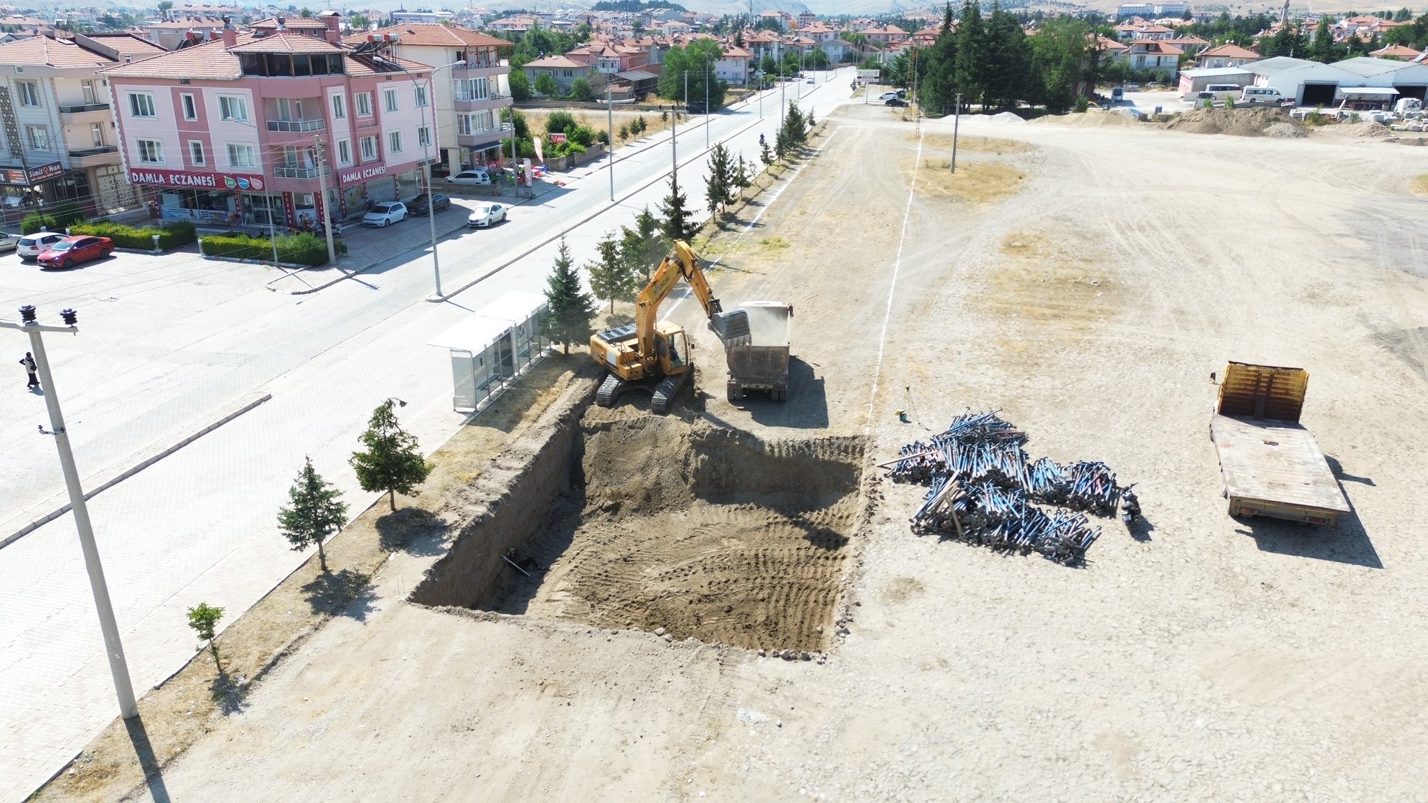 Şuhut Belediye Başkanı Muhittin Özaşkın öncülüğünde ilçenin çehresini değiştirecek bir