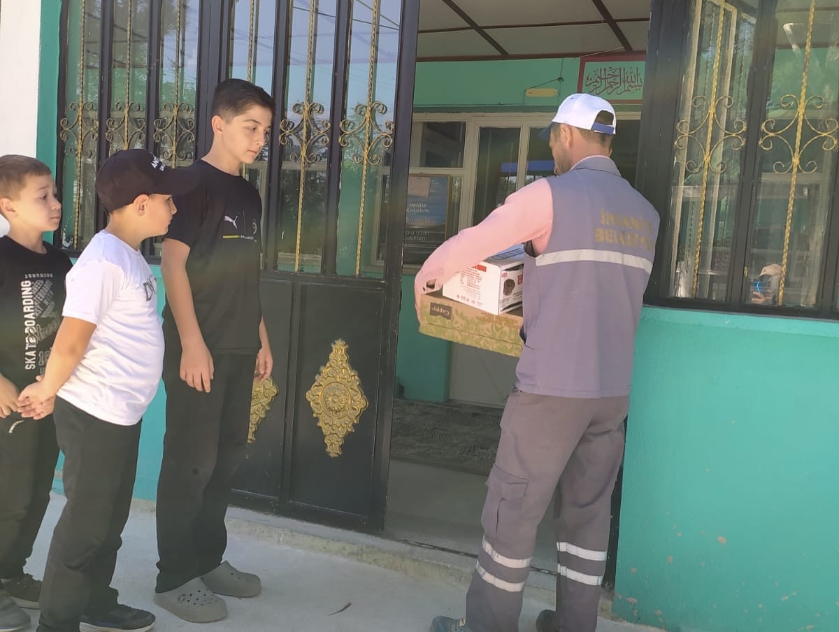 İhsaniye’de bu yaz, sadece güneş değil; bilgi, sevgi ve maneviyat