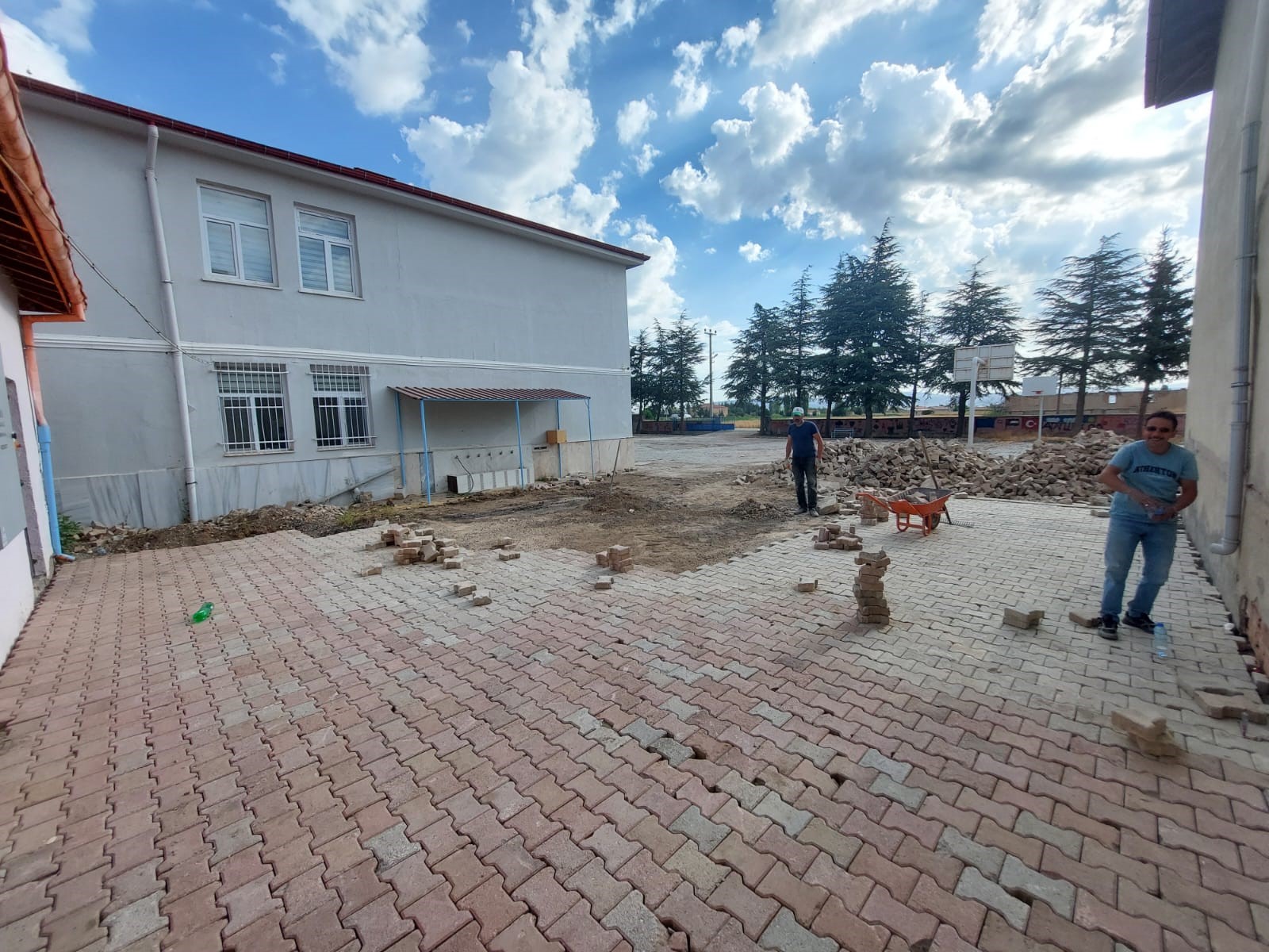 Afyonkarahisar’ın Şuhut ilçesinde 2025-2026 eğitim öğretim yılının başlamasına sayılı günler