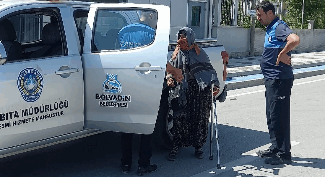 Bolvadin Belediyesi Zabıta Müdürlüğü ekipleri tarafından, ilçe merkezinde halkın huzurunu