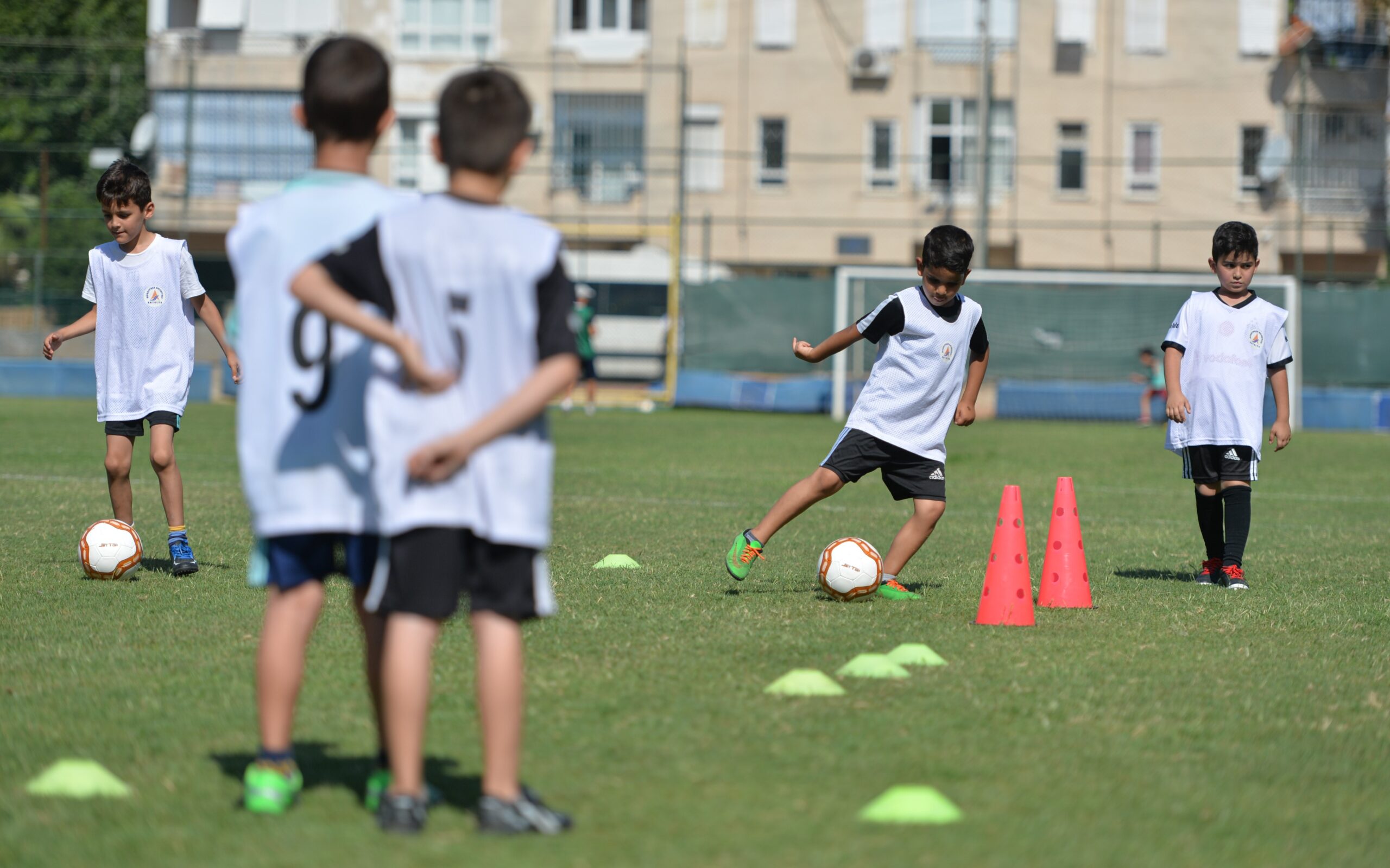 Antalya Muratpaşa Belediyesi, 30 Ağustos Zafer Bayramı'na özel bir futbol