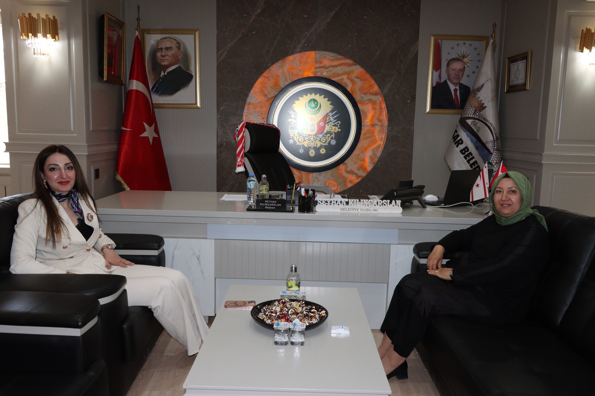 Kısa süre önce İscehisar ilçesine atanarak göreve başlayan İlçe Kaymakamı