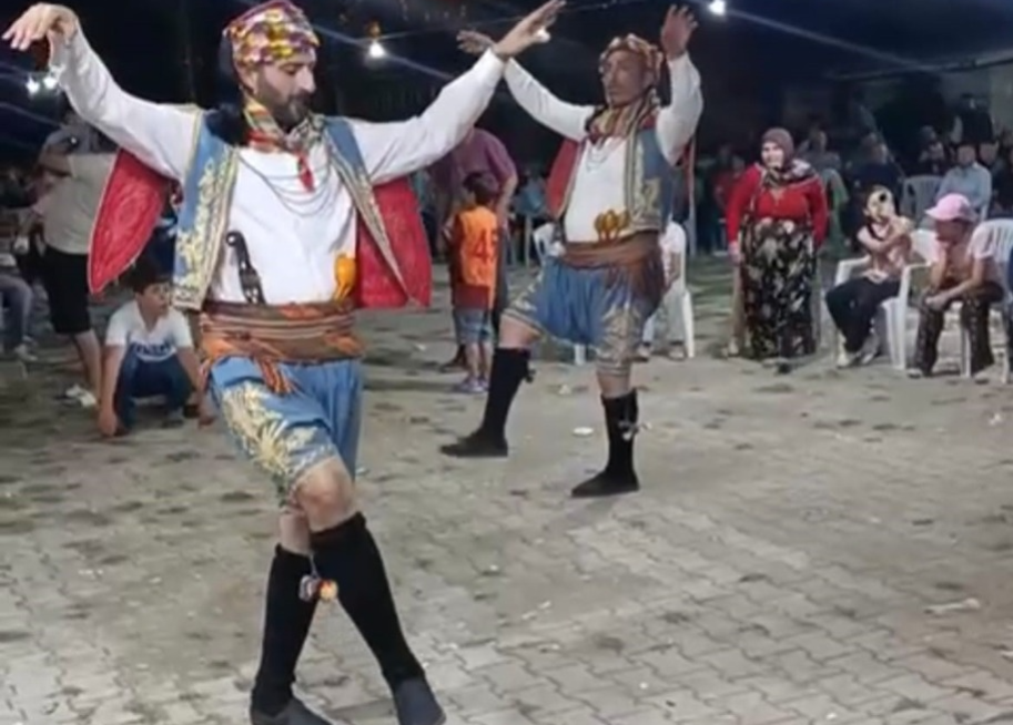 Afyonkarahisar’da yıllardır unutulmayan gelenekler yaşatılmaya devam ediyor. Şuhut ilçesine bağlı