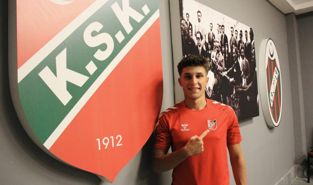 Karşıyaka, Fenerbahçe U19 takımında forma giyen 2006 doğumlu orta saha