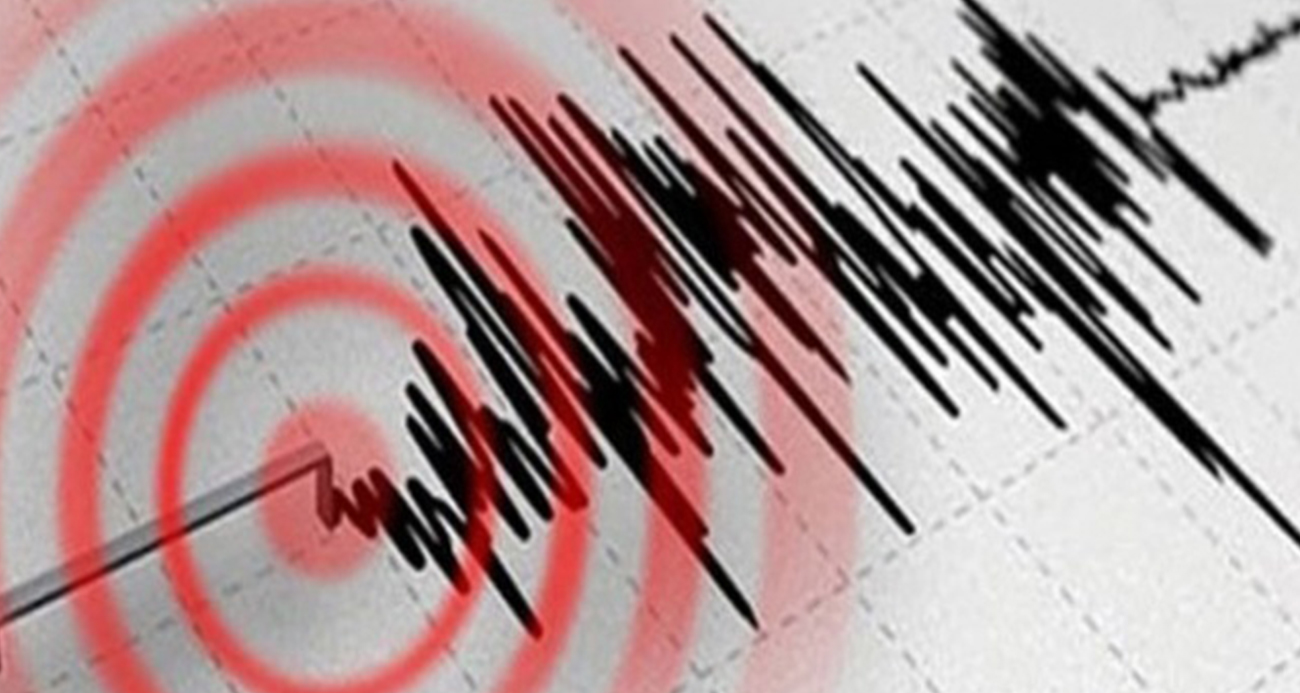 Balıkesir’in Sındırgı ilçesinde depremler neredeyse her dakika devam ederken, bölge