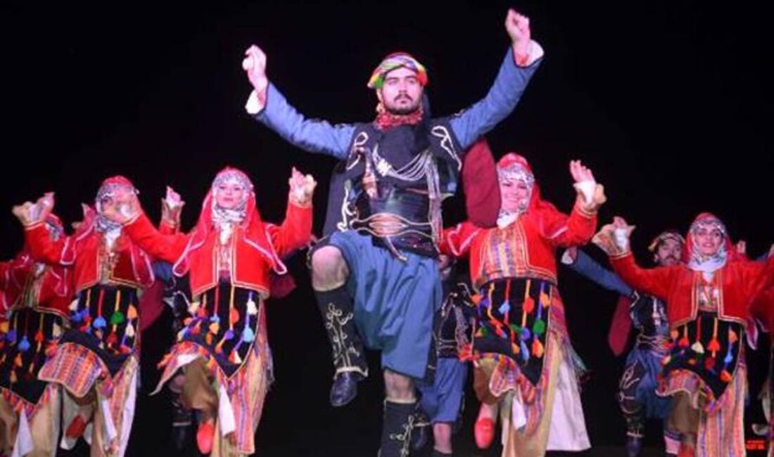 Afyonkarahisar, sadece tarihi ve şifalı suları ile değil, köklü halk