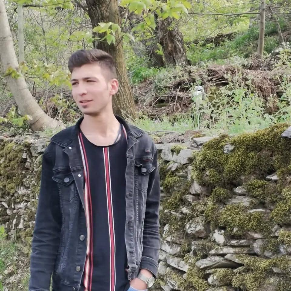 Aydın'ın Köşk ilçesinde sabah saatlerinde meydana gelen trafik kazasında, 22