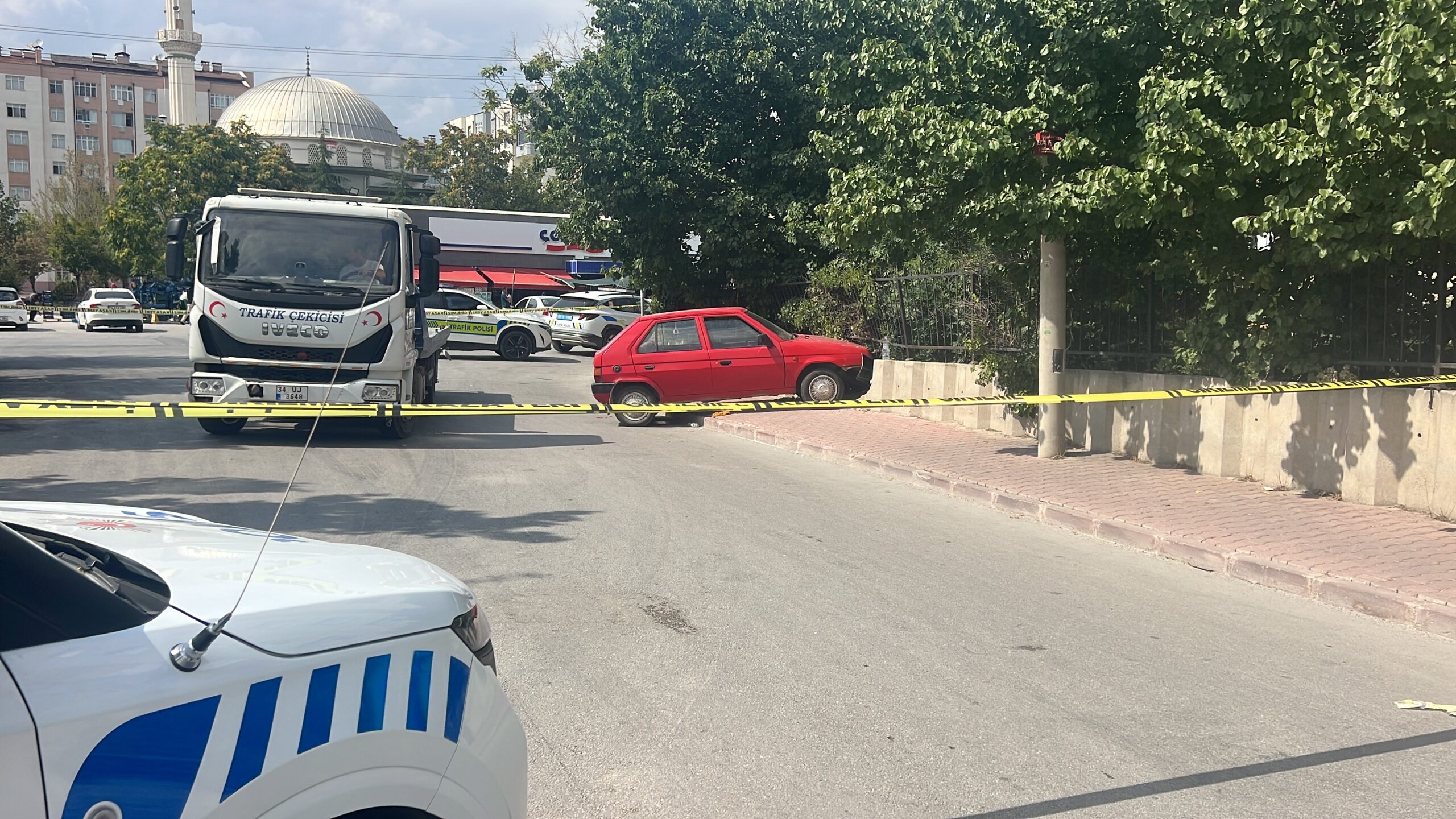 Konya'da trafik denetimi sırasında dur ihtarına uymayan bir sürücü, polis