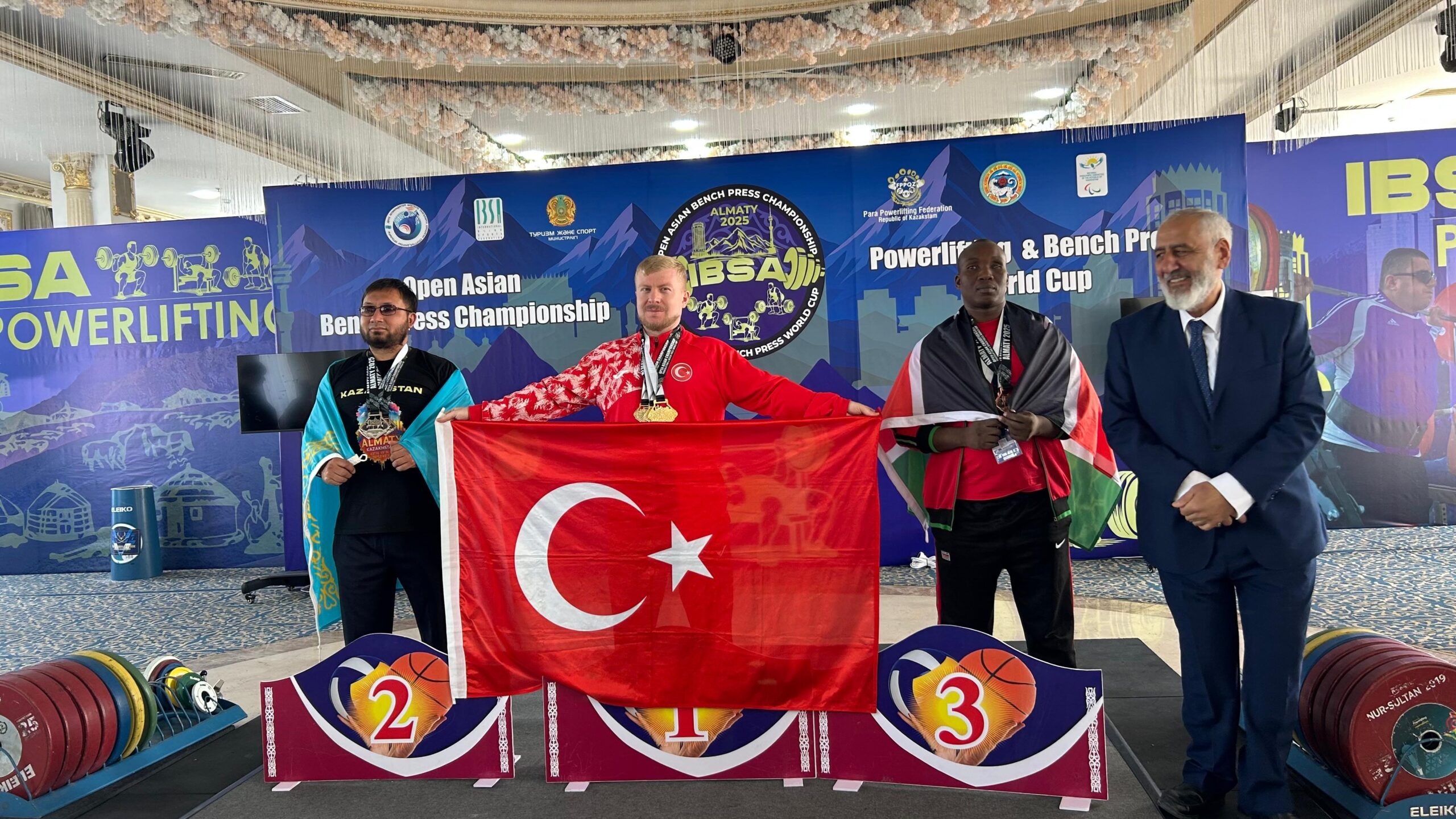Ankara'dan yapılan açıklamaya göre, Görme Engelliler Powerlifting Dünya Şampiyonası'nda altın