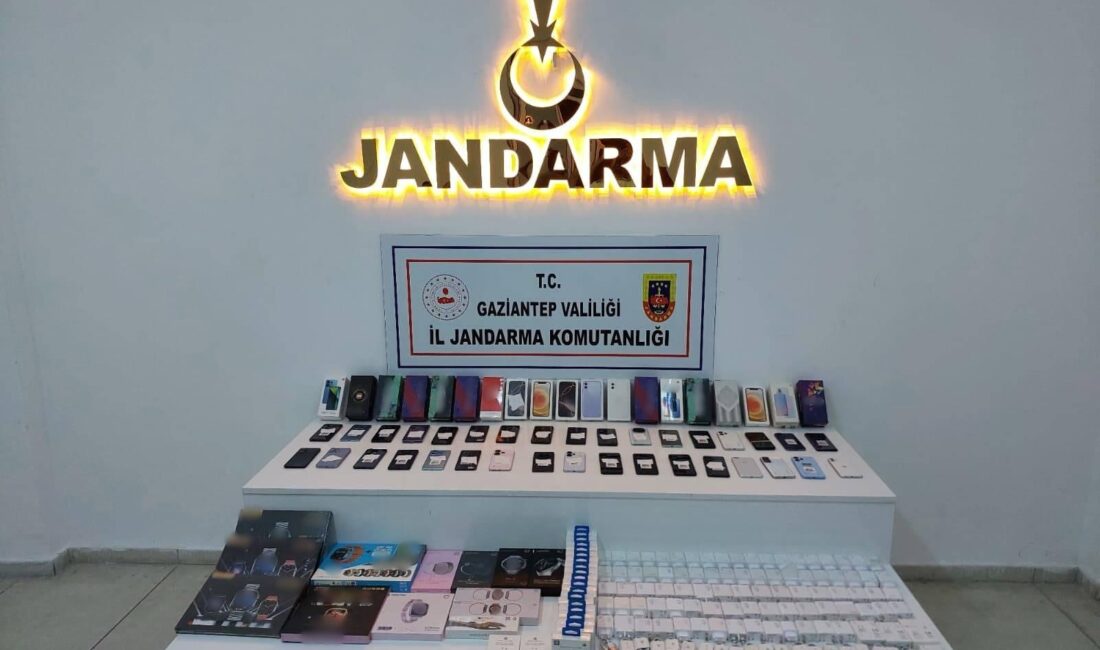 Gaziantep'te jandarma ekiplerinin kaçakçılıkla mücadele kapsamında düzenlediği operasyonda, bir iş