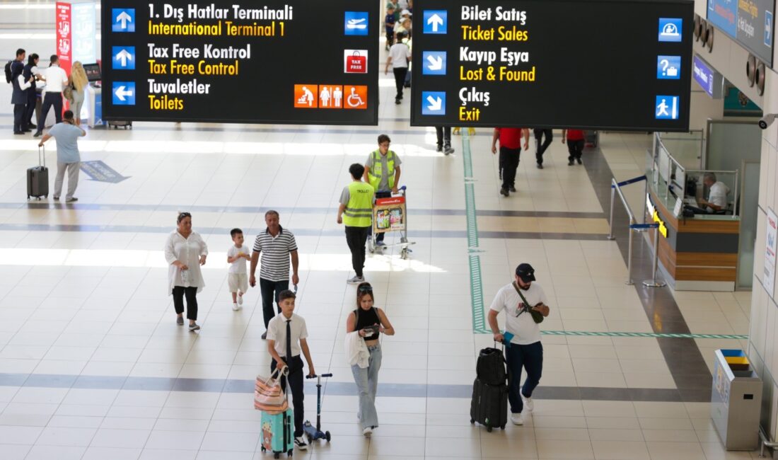 Antalya, 3 Ağustos tarihinde hava yoluyla 105 bin 284 yabancı