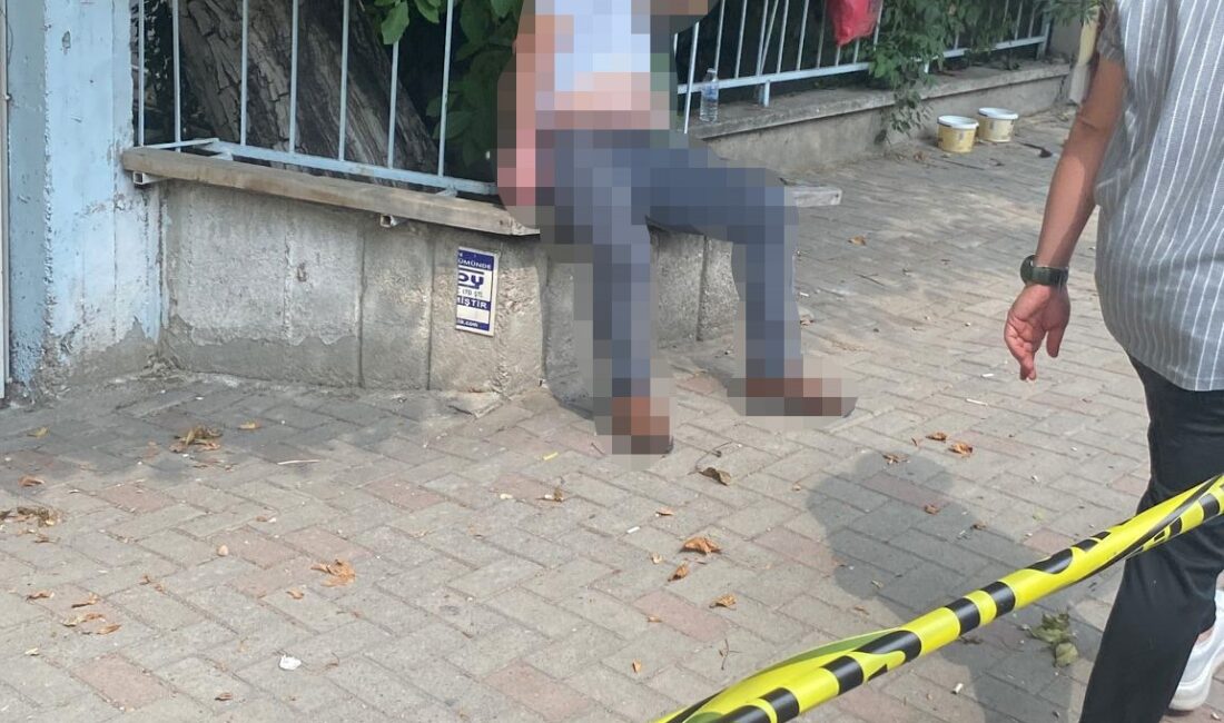 Denizli'de, işe gitmek üzere servis bekleyen 46 yaşındaki bir işçi,