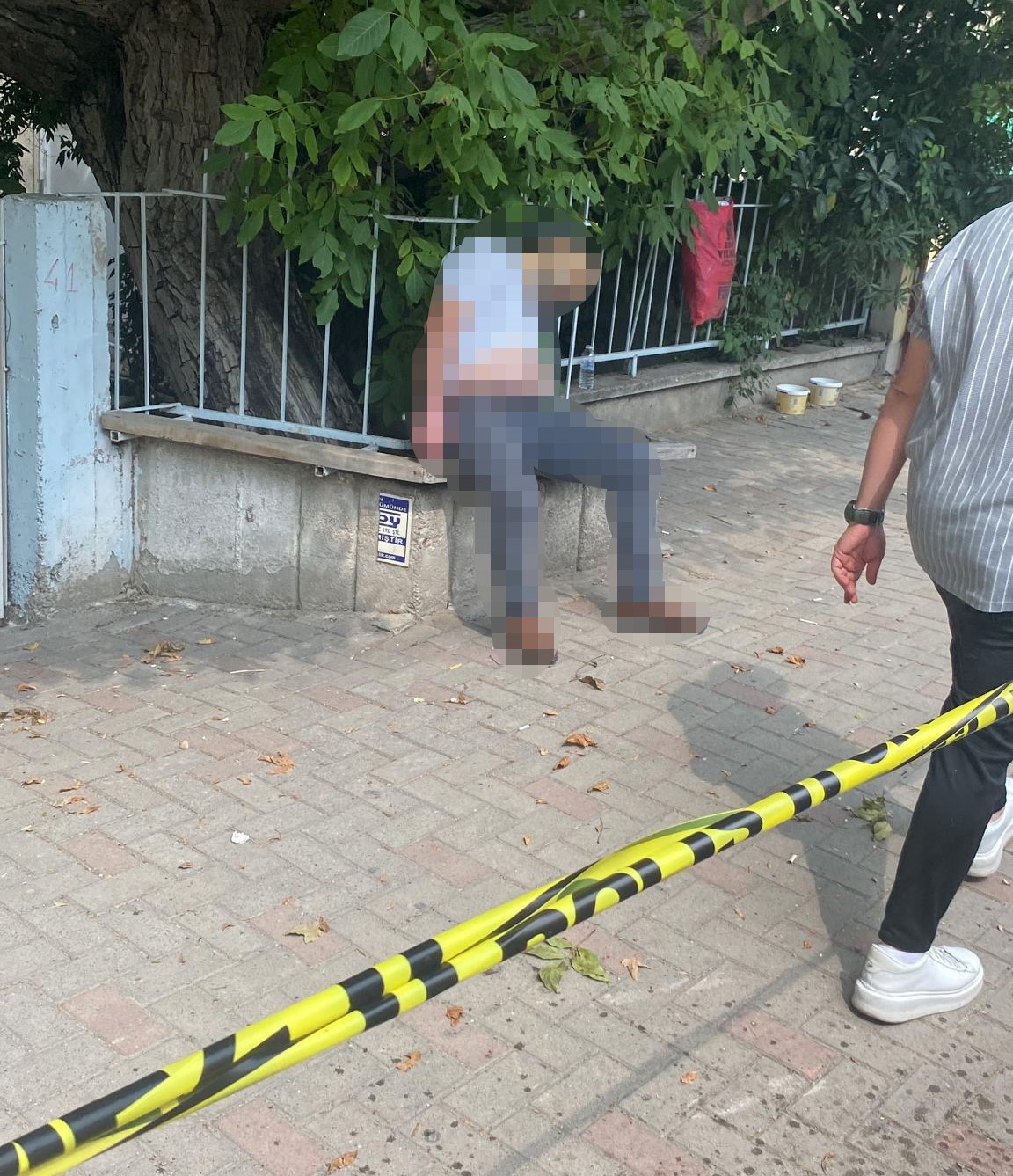 Denizli'de, işe gitmek üzere servis bekleyen 46 yaşındaki bir işçi,