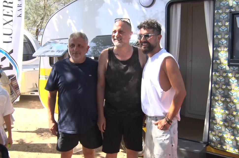 Ünlü klarnet virtüözü Hüsnü Şenlendirici ile usta oyuncu Mehmet Çevik'in