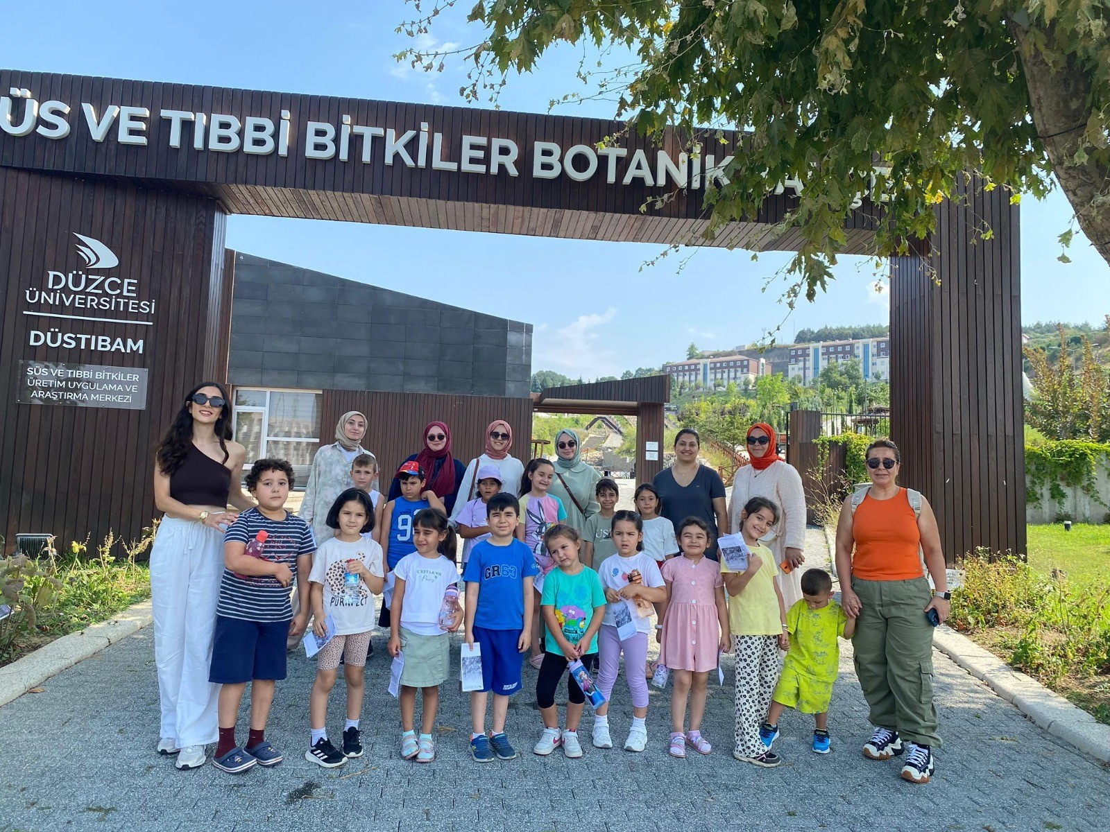 Düzce Üniversitesi Çocuk Kampüsü öğrencileri, doğayla iç içe keyifli bir