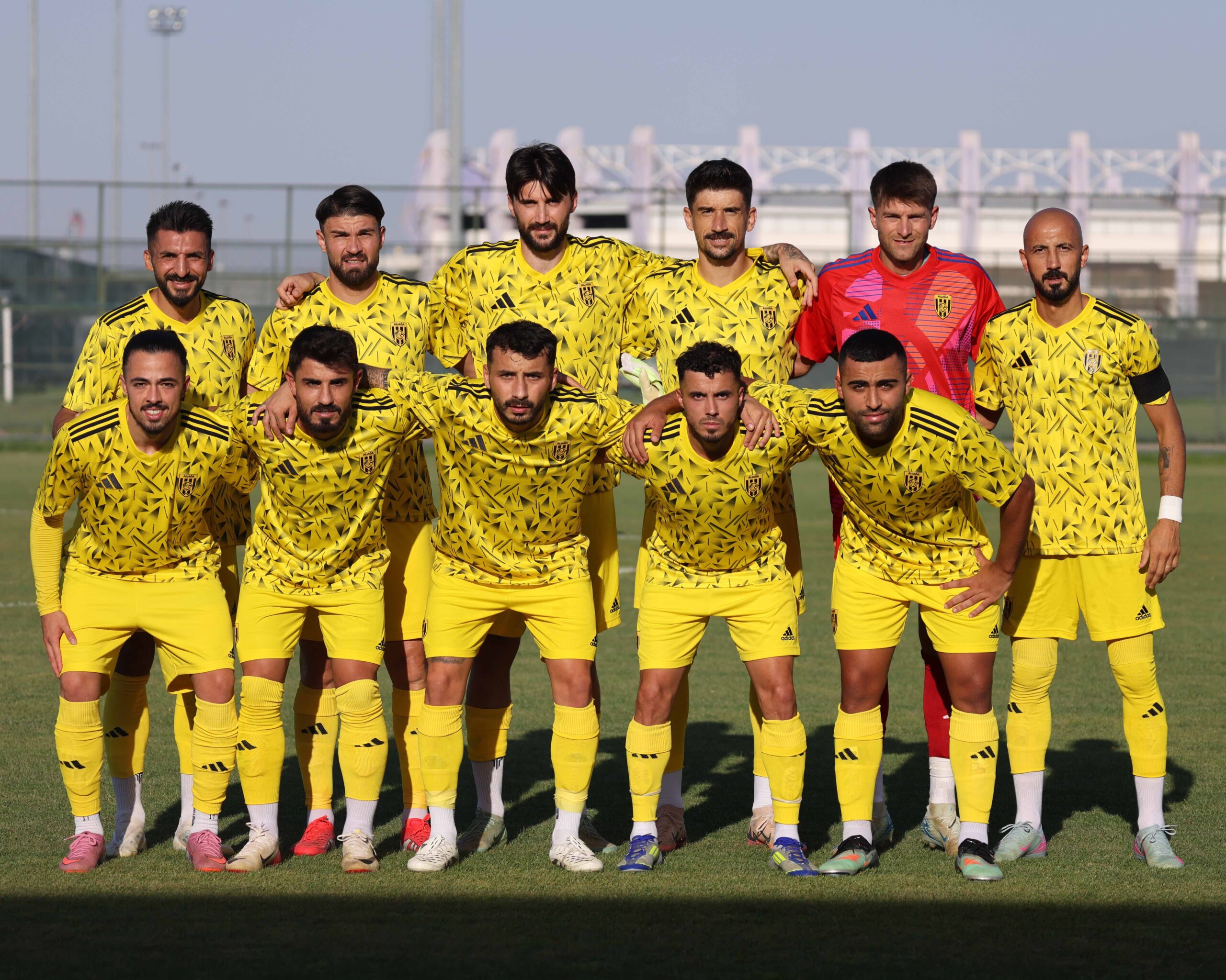 TFF 2. Lig ekiplerinden Aliağa Futbol Kulübü, yeni sezon öncesi