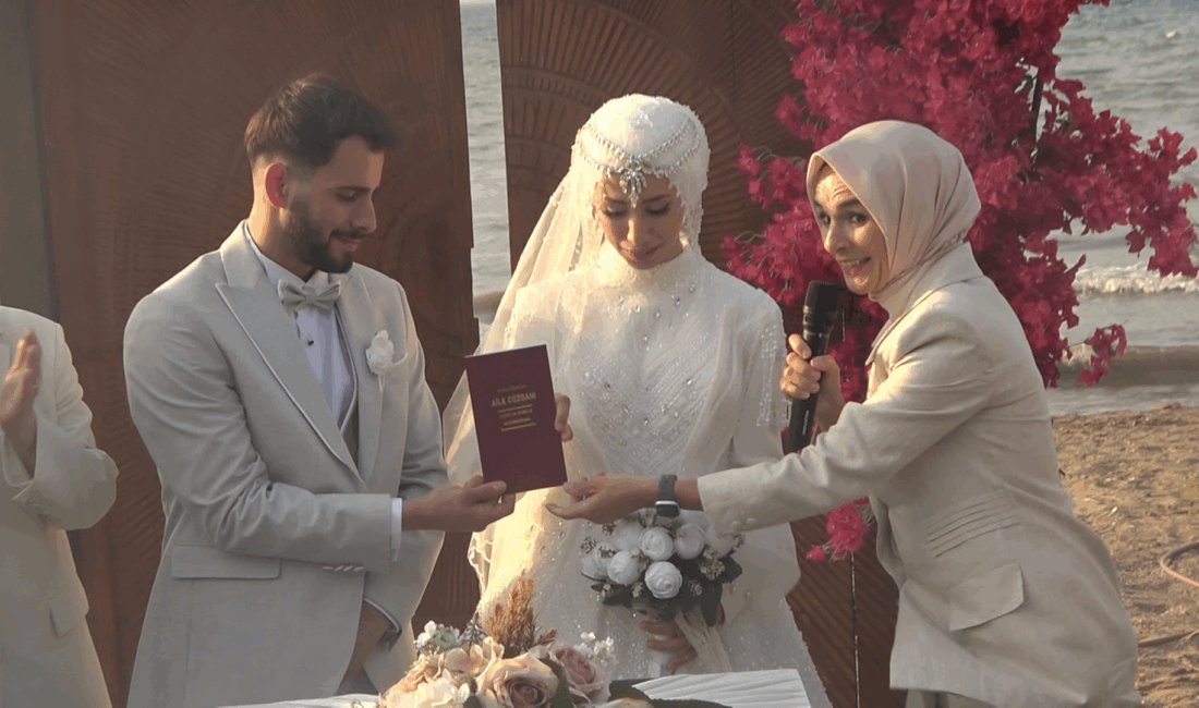 Aile ve Sosyal Hizmetler Bakanı Mahinur Özdemir Göktaş, Yalova'da düzenlenen
