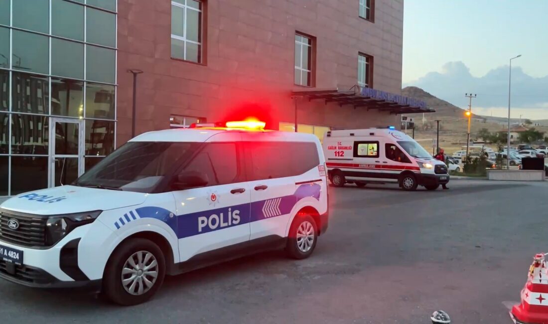 Niğde'de bir otomobil galerisi, kimliği belirsiz kişi veya kişilerce hedef