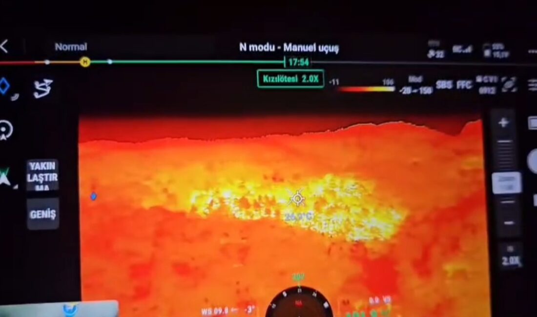 Isparta'nın Eğirdir ilçesindeki Kovada Gölü yakınlarında çıkan orman yangını, ekiplerin
