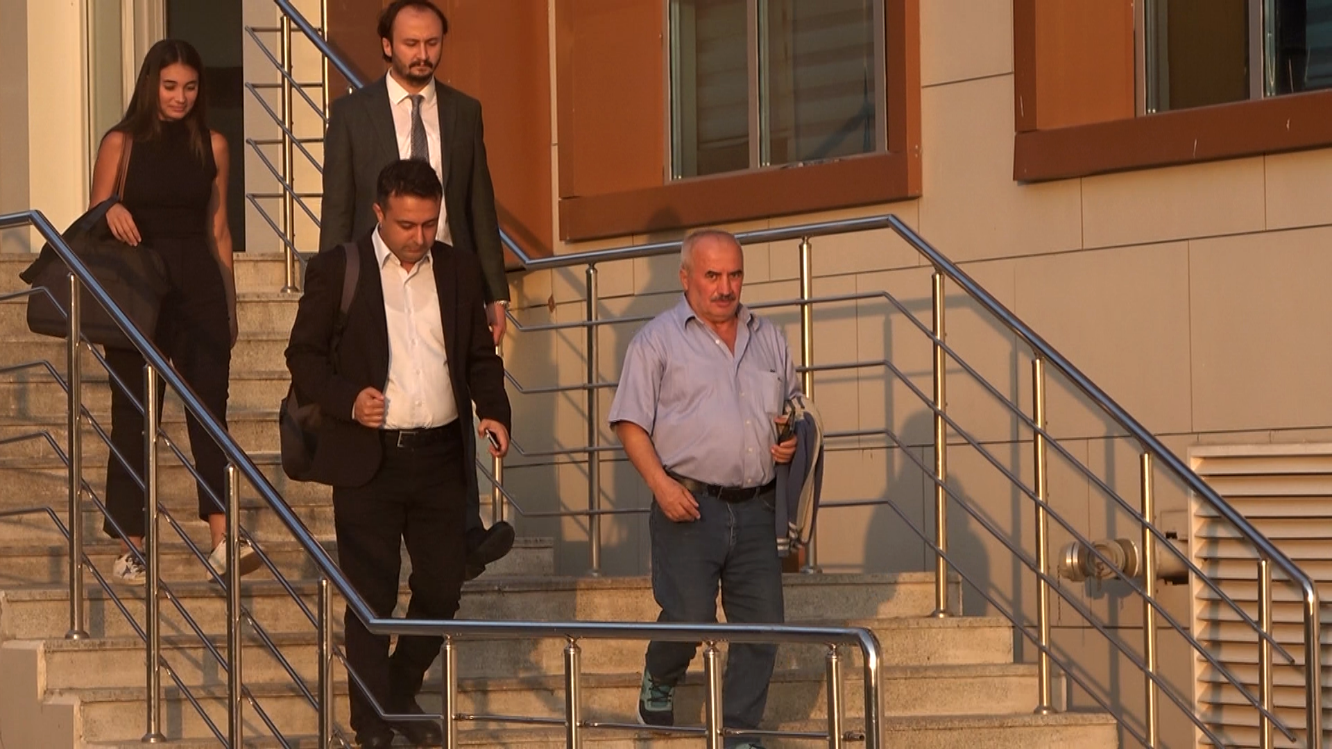 Balıkesir’in Marmara Adası açıklarında yatı parçalanmış halde bulunan kayıp iş