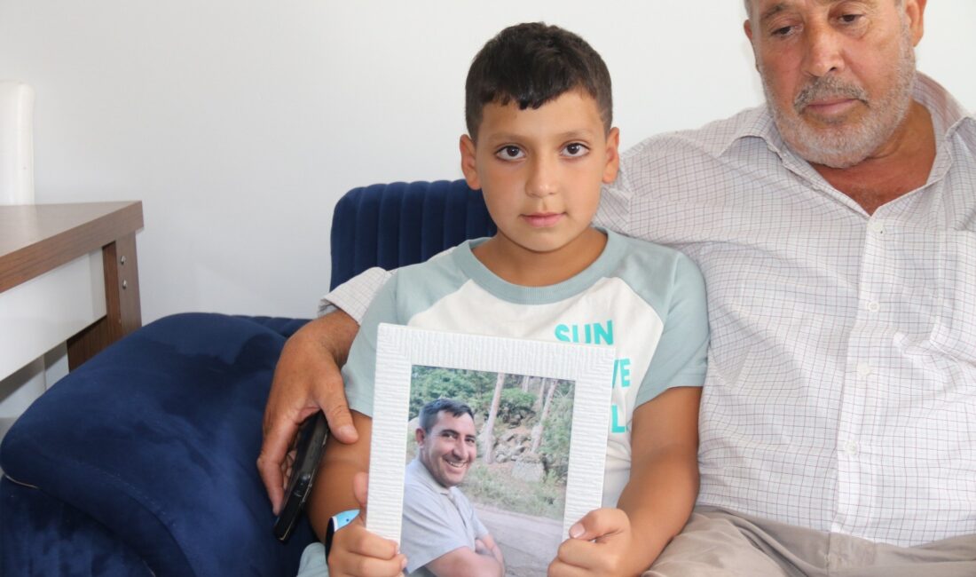 Eskişehir’in Seyitgazi ilçesinde çıkan orman yangınında şehit olan 10 görevli