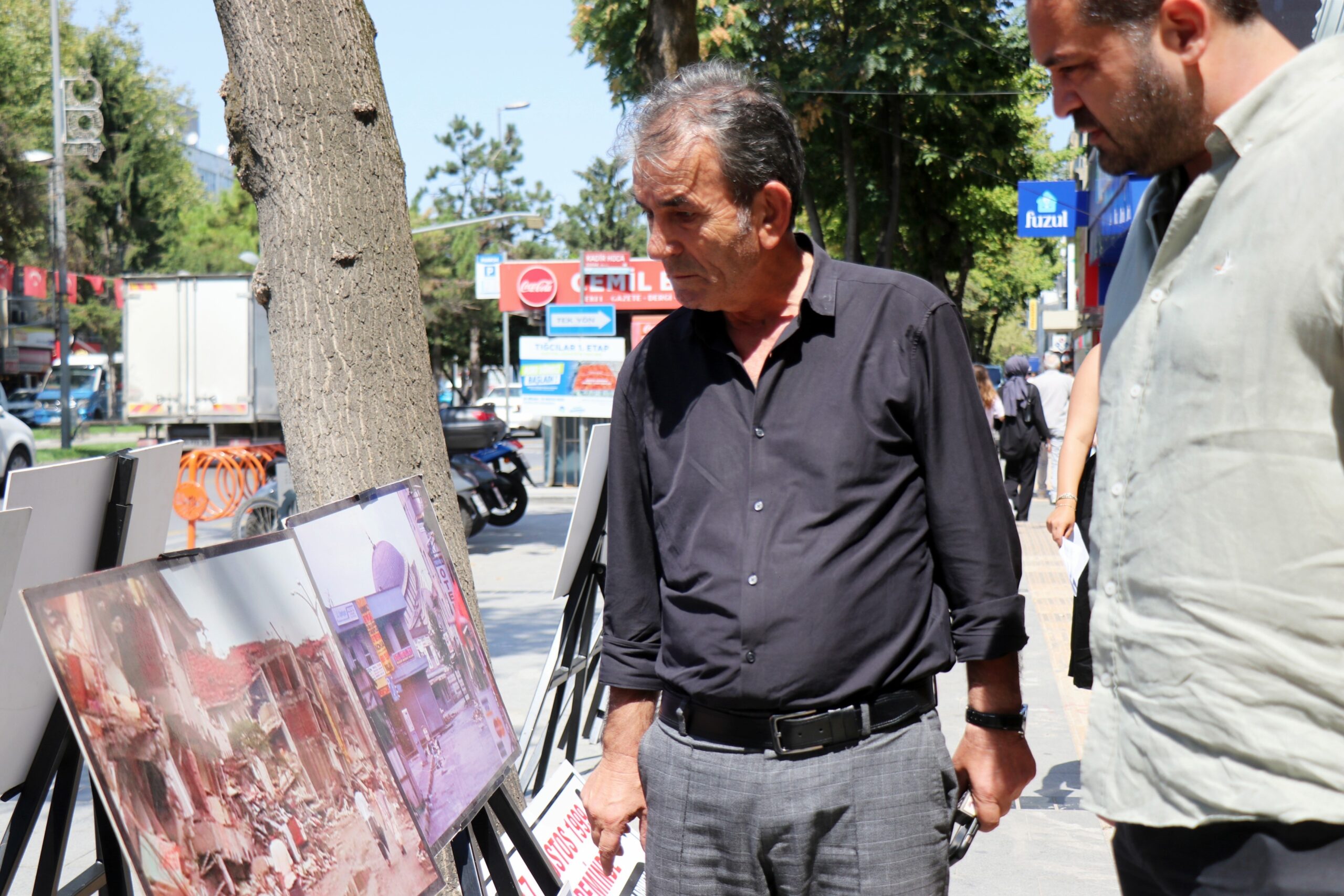 Sakarya'da, 17 Ağustos 1999 Marmara Depremi'nde eşi ile oğlunu yitiren
